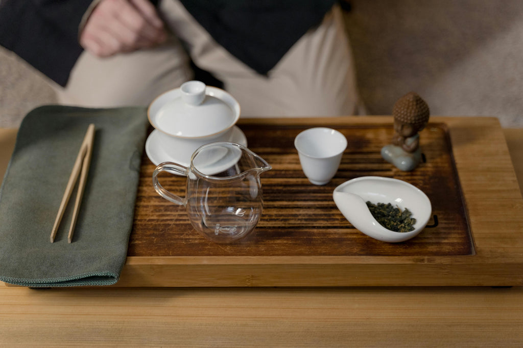 When to Drink Green Tea: Morning, Afternoon, or Evening? herbalmansion.com