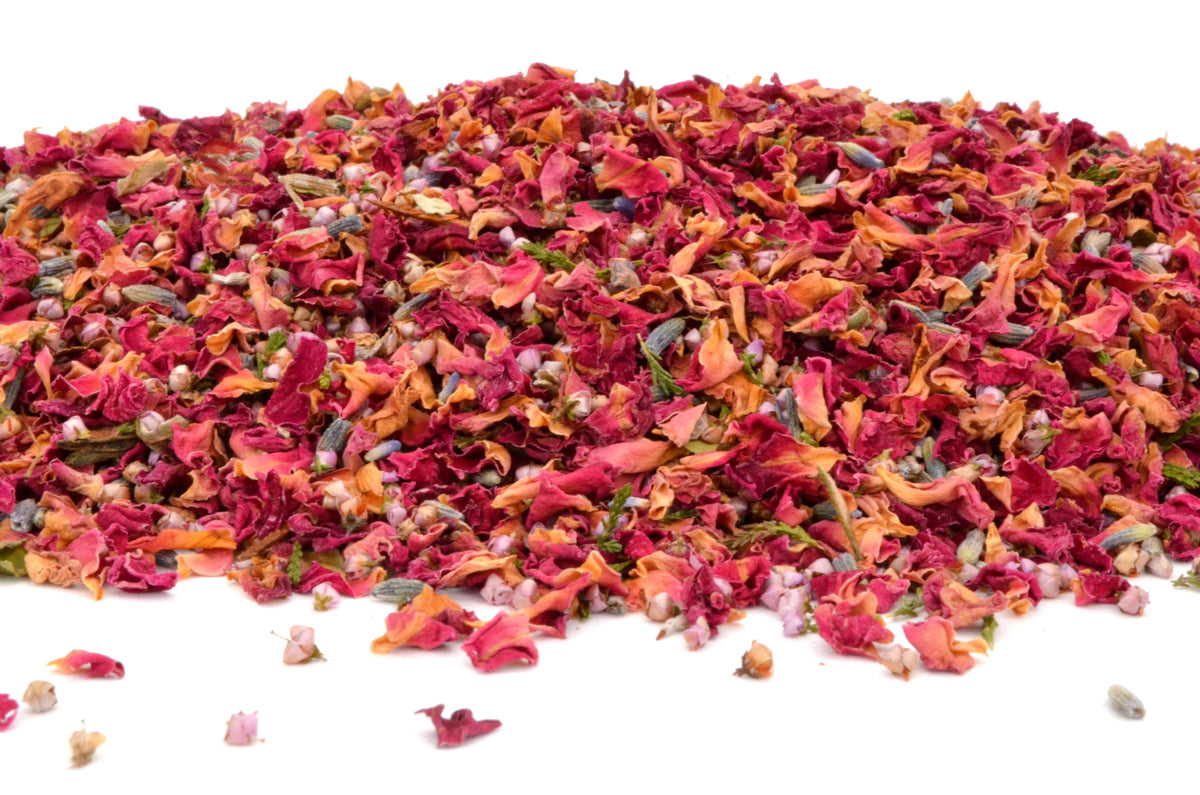natural wedding confetti autumn