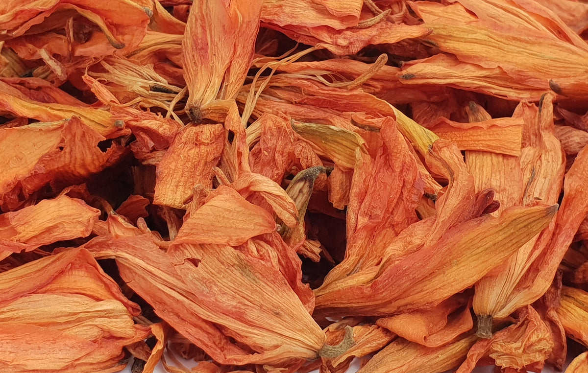 Lily Flowers - Table Confetti - HerbalMansion.com
